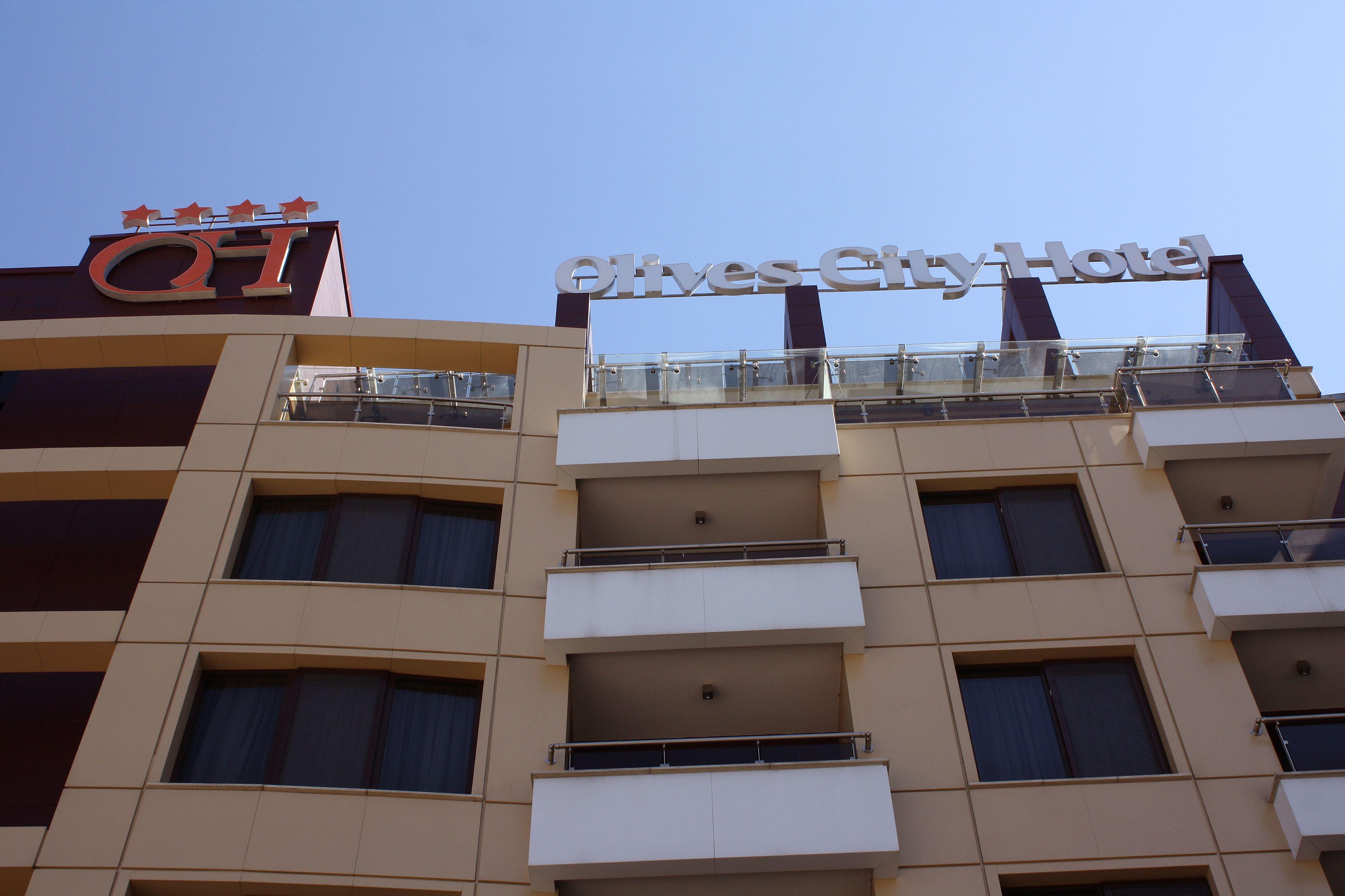 Best Western Plus Olives City Hotel - Free Pool & Parking — Photos 3